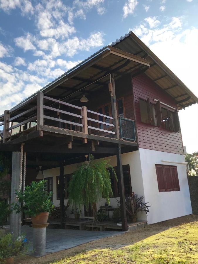 ครูหนูบ้านพัก แหลมงอบ Krunou Baanpak Trat Kültér fotó